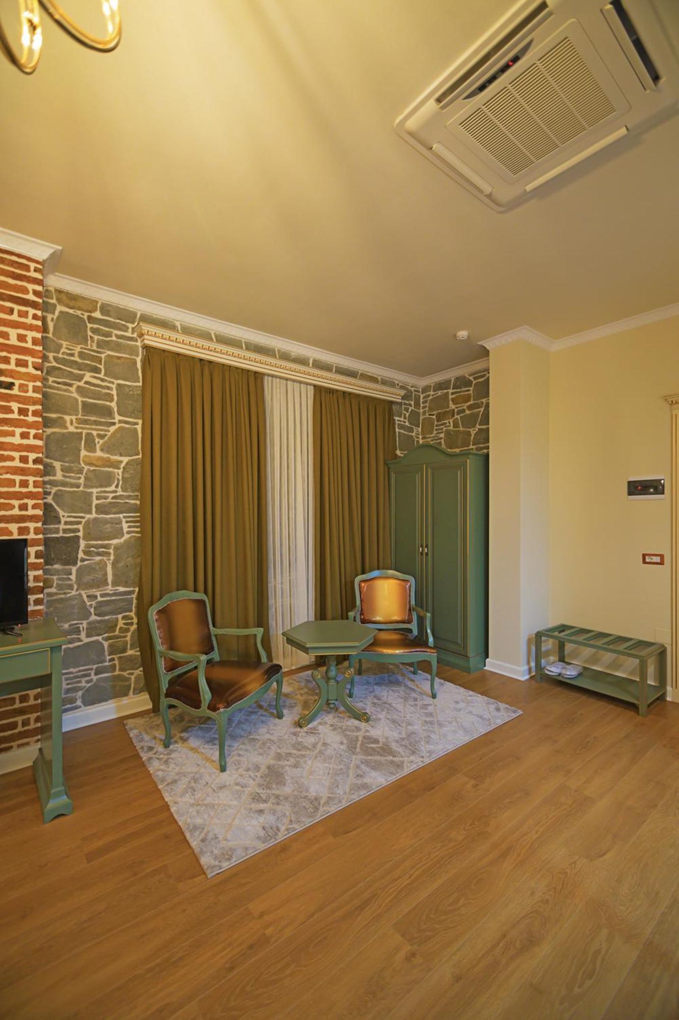 Casa Gace Hotel Korça Exteriör bild