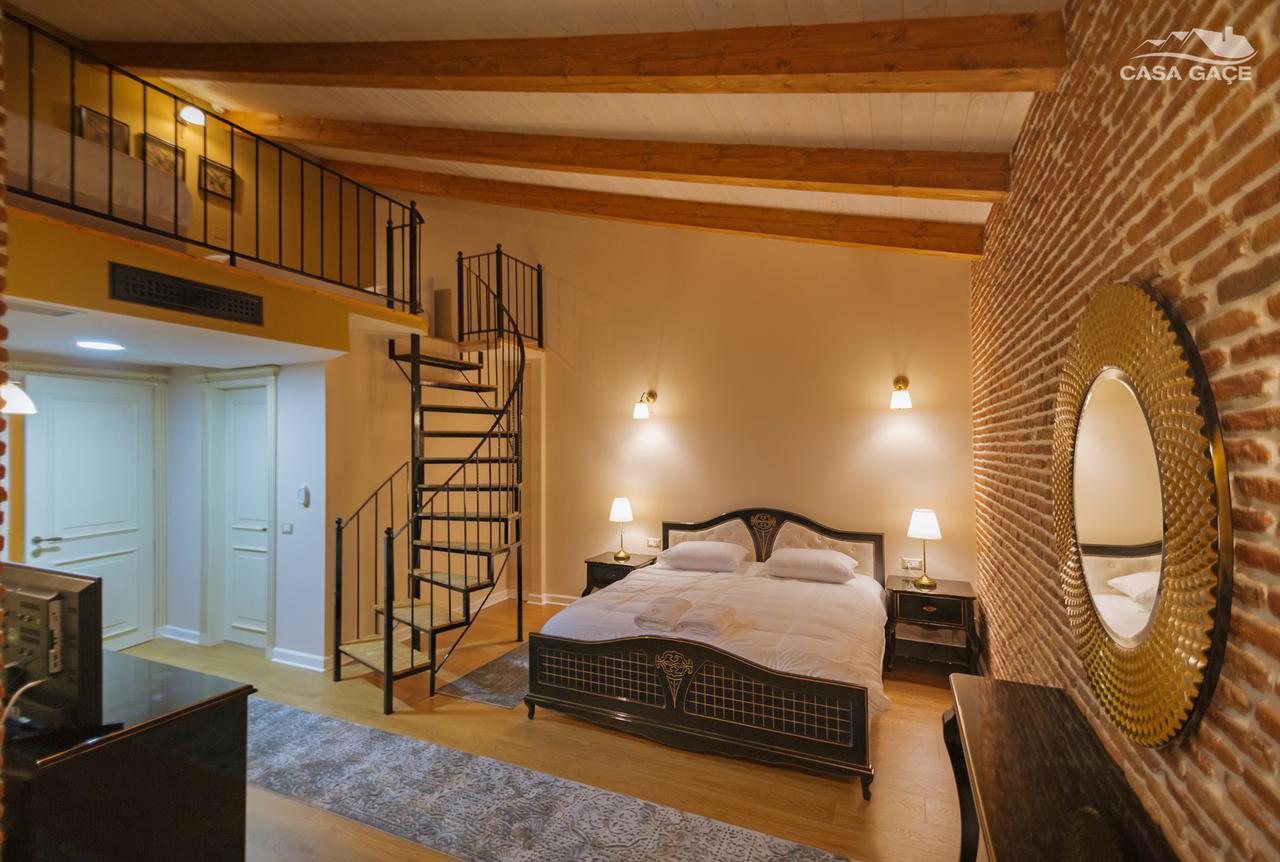 Casa Gace Hotel Korça Exteriör bild