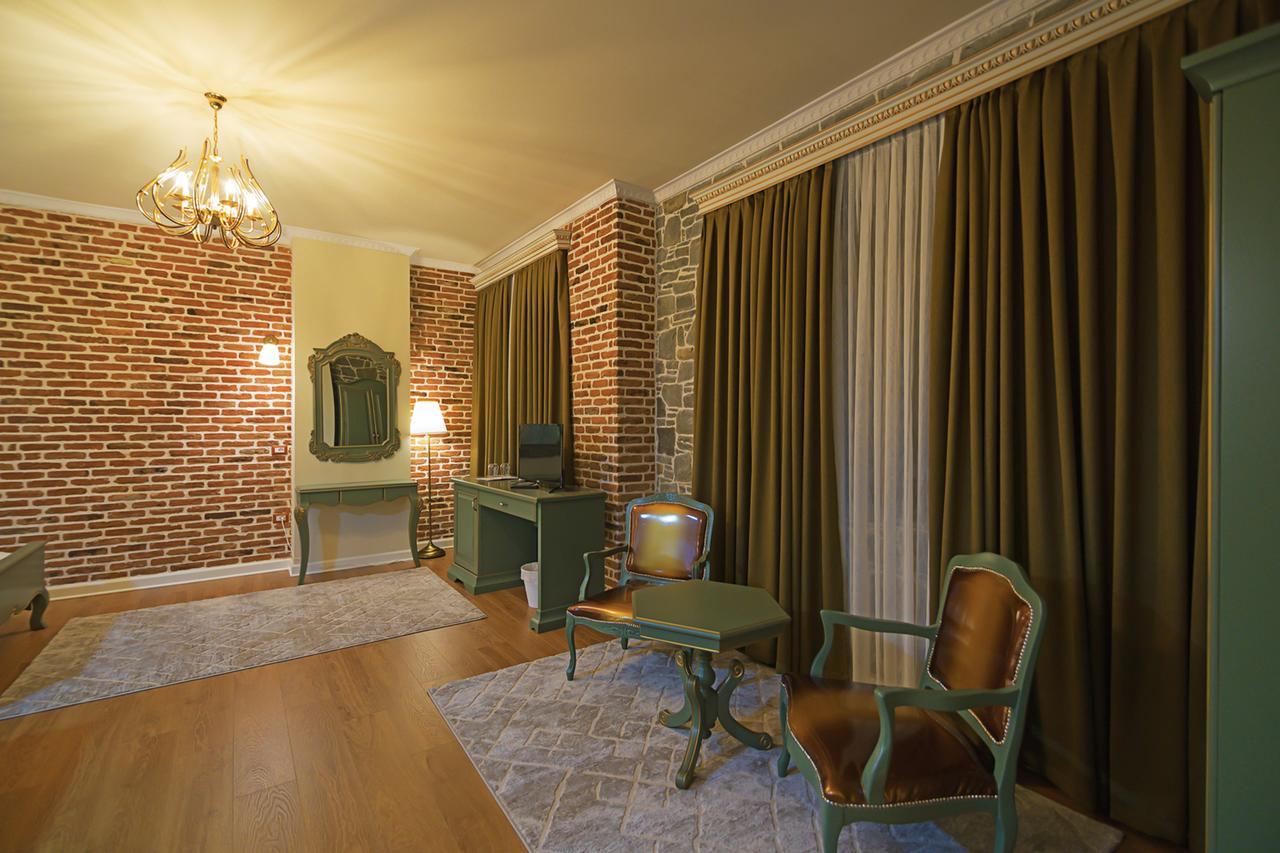 Casa Gace Hotel Korça Exteriör bild